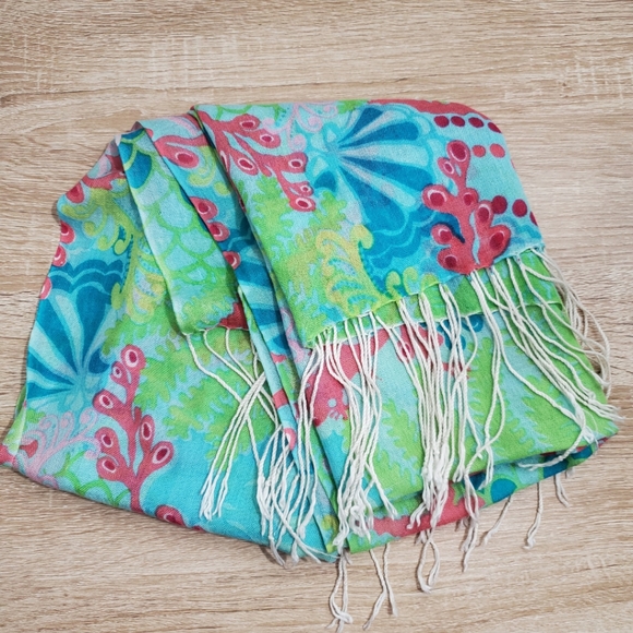 🌹Lily Pulitzer "Checking In" Murfee Scarf - Picture 5 of 5